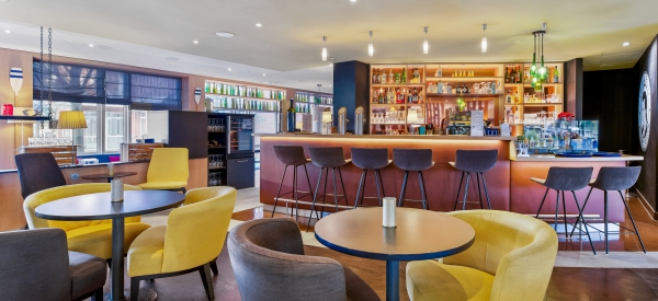 Leonardo Hannover Medical Park Bar ©ImmoVision3D/LeonardoHotels
